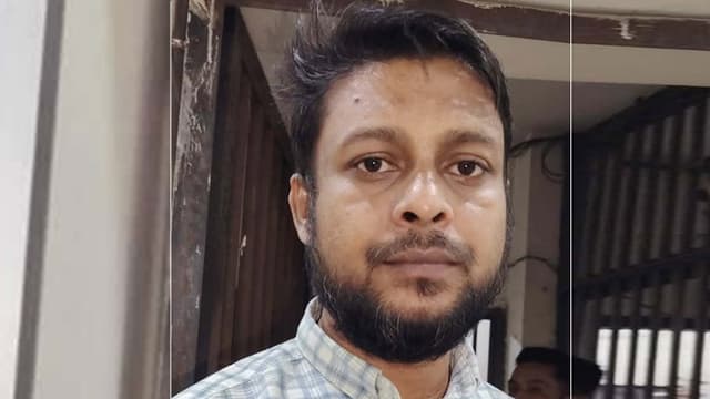 রাজধানীতে কার্যক্রম নিষিদ্ধ আ. লীগ নেতা গ্রেফতার