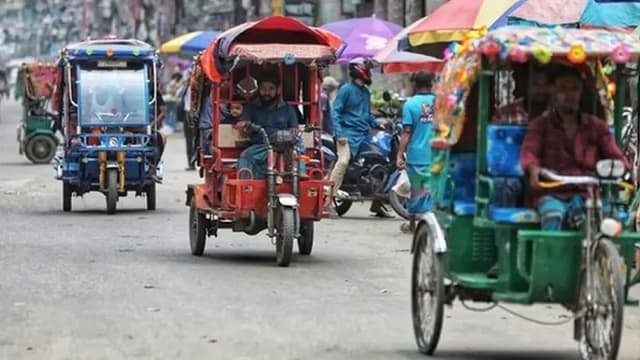 অটোরিকশার আয়ুষ্কাল বেঁধে দিলো সরকার, এক এনআইডিতে নিবন্ধন পাবে ৫টি