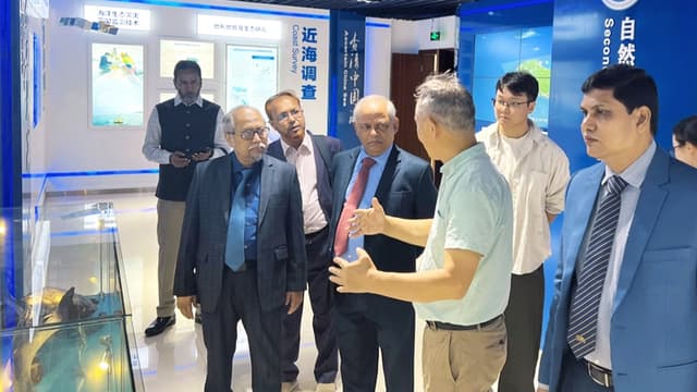 বঙ্গোপসাগরে পর্যবেক্ষণ বয় স্থাপনের পরিকল্পনা চবির