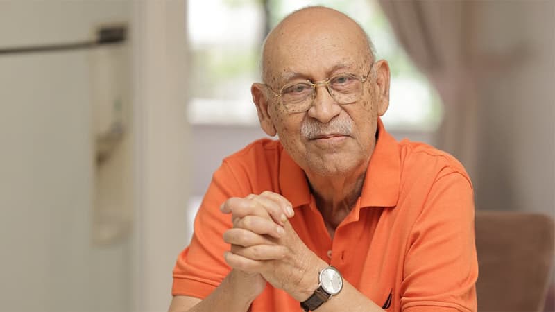 মৃত্যুর গুজবে আবুল হায়াত বললেন, ‘আমি একদম ঠিক আছি’ মৃত্যুর গুজবে আবুল হায়াত বললেন, ‘আমি একদম ঠিক আছি’