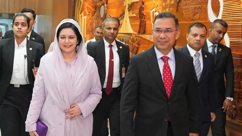 জাপান সফর শেষে ঢাকায় পৌঁছেছেন প্রধানমন্ত্রী তারেক রহমান জাপান সফর শেষে ঢাকায় পৌঁছেছেন প্রধানমন্ত্রী তারেক রহমান