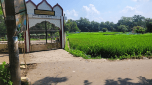 ১৩ ঘণ্টা পরও উদ্ধার হননি কুমিল্লার দুই পুলিশ সদস্য ছবিতে ১৩ ঘণ্টা পরও উদ্ধার হননি কুমিল্লার দুই পুলিশ সদস্য সংক্রান্ত দৃশ্য