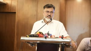 গুপ্তরা ফ্যামিলি কার্ডে ভুল তথ্য দিলে কঠোর ব্যবস্থা: ডিএনসিসি প্রশাসক ছবিতে গুপ্তরা ফ্যামিলি কার্ডে ভুল তথ্য দিলে কঠোর ব্যবস্থা: ডিএনসিসি প্রশাসক সংক্রান্ত দৃশ্য