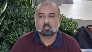 ফিনল্যান্ডে নিখোঁজ বাংলাদেশি নাফিস ইস্কান্দার, সন্ধান চায় পুলিশ ছবিতে ফিনল্যান্ডে নিখোঁজ বাংলাদেশি নাফিস ইস্কান্দার, সন্ধান চায় পুলিশ সংক্রান্ত দৃশ্য