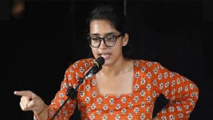 বাংলাদেশ আমাদের পথ দেখিয়েছে: নেহা বোরা ছবিতে বাংলাদেশ আমাদের পথ দেখিয়েছে: নেহা বোরা সংক্রান্ত দৃশ্য