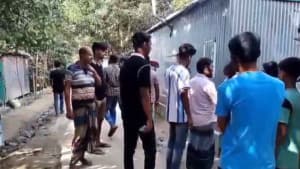 রায়পুরায় মাদকাসক্ত ছেলেকে হাত-পা বেঁধে হত্যার অভিযোগ বাবার বিরুদ্ধে ছবিতে রায়পুরায় মাদকাসক্ত ছেলেকে হাত-পা বেঁধে হত্যার অভিযোগ বাবার বিরুদ্ধে সংক্রান্ত দৃশ্য