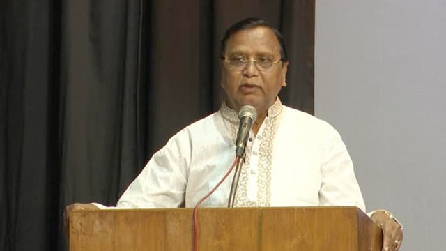 নিউমার্কেটের মূল সড়কে দোকান বসানো যাবে না: ডিএসসিসি প্রশাসক নিউমার্কেটের মূল সড়কে দোকান বসানো যাবে না: ডিএসসিসি প্রশাসক