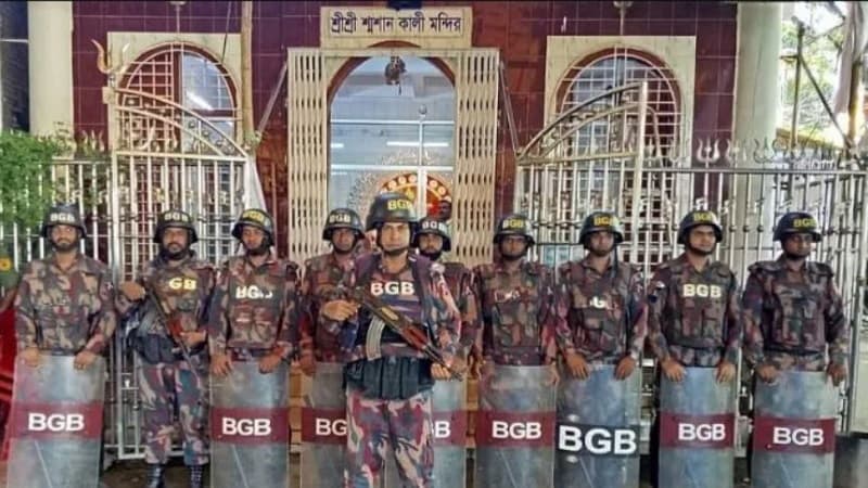 সারা দেশে ২৭২৭ পূজামণ্ডপে বিজিবি মোতায়েন সারা দেশে ২৭২৭ পূজামণ্ডপে বিজিবি মোতায়েন