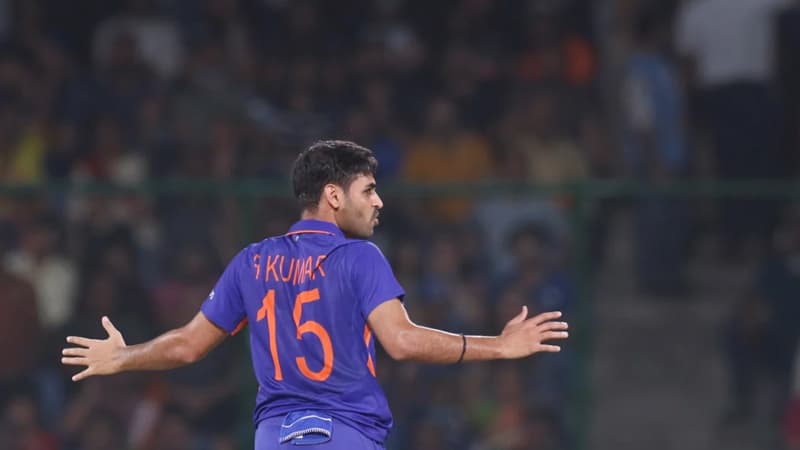ওয়েস্ট ইন্ডিজের বিপক্ষে সিরিজের দলেও ভুবনেশ্বর ঢুকলেন ওয়েস্ট ইন্ডিজের বিপক্ষে সিরিজের দলেও ভুবনেশ্বর ঢুকলেন