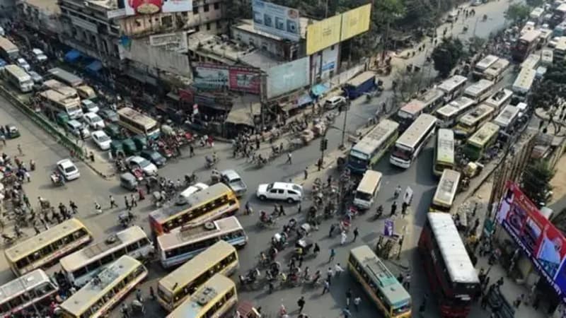 ঢাকায় বাস রুট কমে হচ্ছে ৩২টি, ৬টির উদ্বোধন রোববার ঢাকায় বাস রুট কমে হচ্ছে ৩২টি, ৬টির উদ্বোধন রোববার