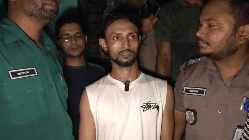 প্রেমে ব্যর্থ হয়ে ইউটিউব দেখে ইয়াবা কারখানা তৈরি, যুবক গ্রেফতার প্রেমে ব্যর্থ হয়ে ইউটিউব দেখে ইয়াবা কারখানা তৈরি, যুবক গ্রেফতার