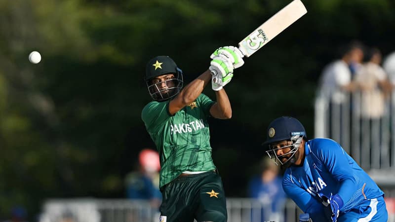 হাসান নাওয়াজের সেঞ্চুরি-ছুঁইছুঁই ইনিংসও পাকিস্তানকে স্বর্ণ জেতাতে পারল না হাসান নাওয়াজের সেঞ্চুরি-ছুঁইছুঁই ইনিংসও পাকিস্তানকে স্বর্ণ জেতাতে পারল না