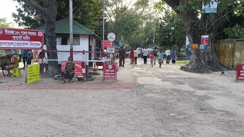 দুর্গাপূজায় ৭ দিন বন্ধ হিলি স্থলবন্দরের আমদানি-রফতানি দুর্গাপূজায় ৭ দিন বন্ধ হিলি স্থলবন্দরের আমদানি-রফতানি