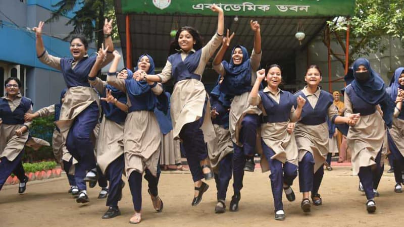 এইচএসসি পরীক্ষা ২০২৬: জিপিএ-৫ পেয়েছেন ৪০ হাজার ৮৪ জন এইচএসসি পরীক্ষা ২০২৬: জিপিএ-৫ পেয়েছেন ৪০ হাজার ৮৪ জন