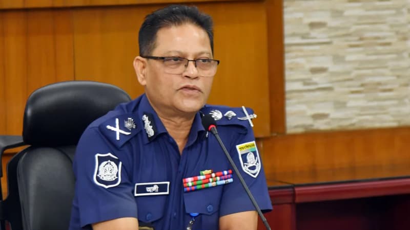 সকল অন্যায়-অবিচারের বিরুদ্ধে সম্মিলিতভাবে কাজ করতে হবে: আইজিপি সকল অন্যায়-অবিচারের বিরুদ্ধে সম্মিলিতভাবে কাজ করতে হবে: আইজিপি