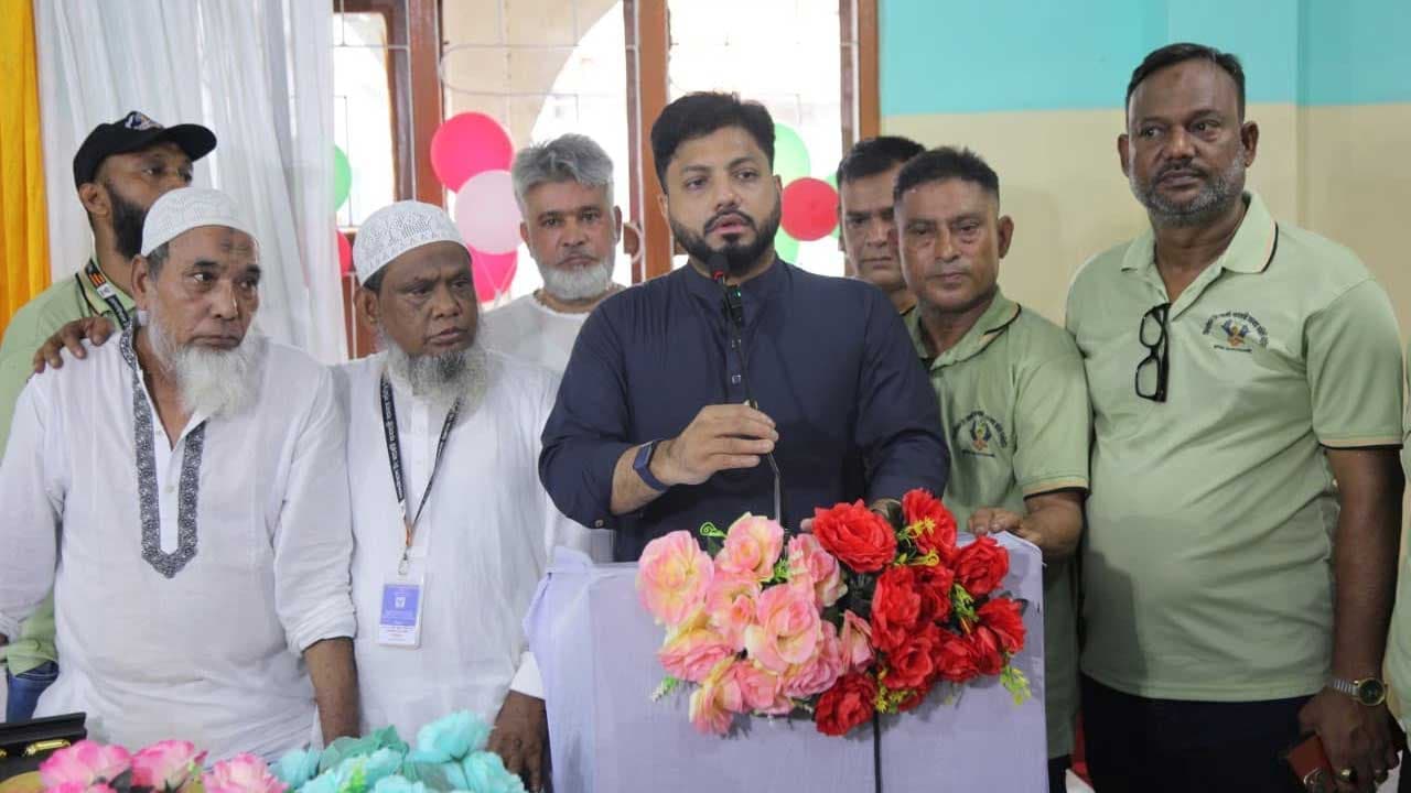 জনগণের অধিকার ও ভাগ্যোন্নয়নকে অগ্রাধিকার দিতে চাই: ইশরাক জনগণের অধিকার ও ভাগ্যোন্নয়নকে অগ্রাধিকার দিতে চাই: ইশরাক
