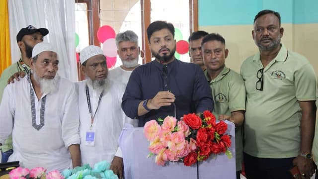 জনগণের অধিকার ও ভাগ্যোন্নয়নকে অগ্রাধিকার দিতে চাই: ইশরাক জনগণের অধিকার ও ভাগ্যোন্নয়নকে অগ্রাধিকার দিতে চাই: ইশরাক