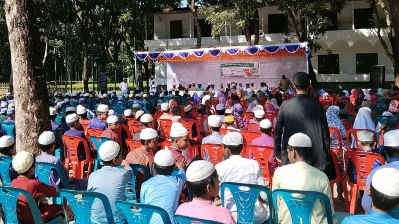 খুদ্দামুল কোরআনের উদ্যোগে পঞ্চগড়ে ৩০০ শিক্ষার্থীর মাঝে কোরআন বিতরণ খুদ্দামুল কোরআনের উদ্যোগে পঞ্চগড়ে ৩০০ শিক্ষার্থীর মাঝে কোরআন বিতরণ