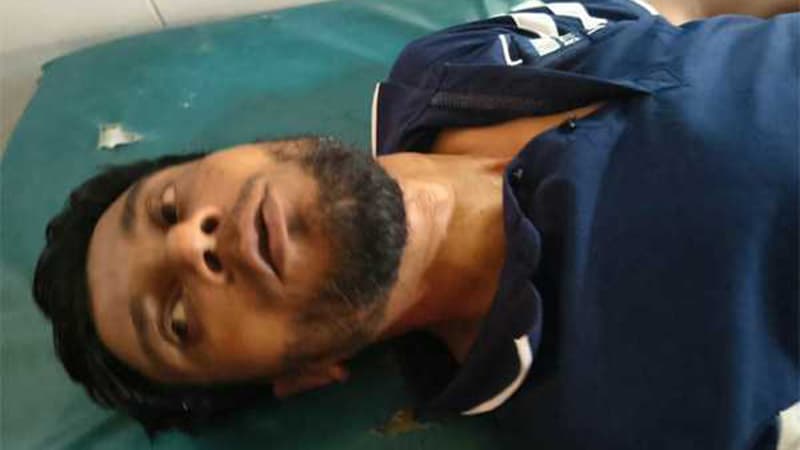 খুলনায় বাড়ির সামনে যুবককে প্রকাশ্যে গুলি খুলনায় বাড়ির সামনে যুবককে প্রকাশ্যে গুলি