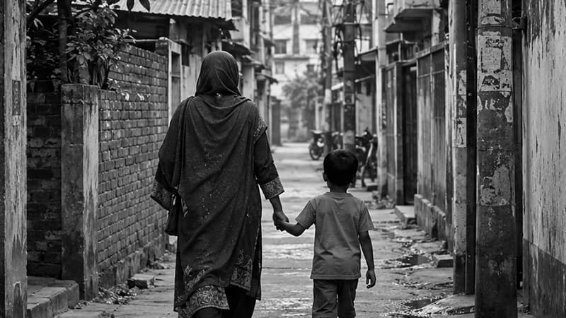 শিশু বায়জিদকে নিঃসন্তান দম্পতির কাছে বিক্রি করতে চেয়েছিল ওরা! শিশু বায়জিদকে নিঃসন্তান দম্পতির কাছে বিক্রি করতে চেয়েছিল ওরা!