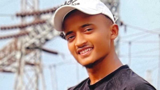 যাত্রাবাড়ীতে দুর্বৃত্তের গুলিতে কিশোর নিহত যাত্রাবাড়ীতে দুর্বৃত্তের গুলিতে কিশোর নিহত