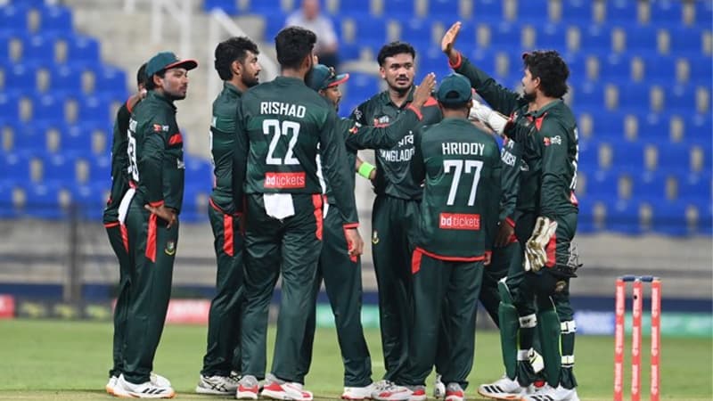 ত্রিদেশীয় সিরিজের ফাইনালে উঠতে যা করতে হবে বাংলাদেশকে ত্রিদেশীয় সিরিজের ফাইনালে উঠতে যা করতে হবে বাংলাদেশকে