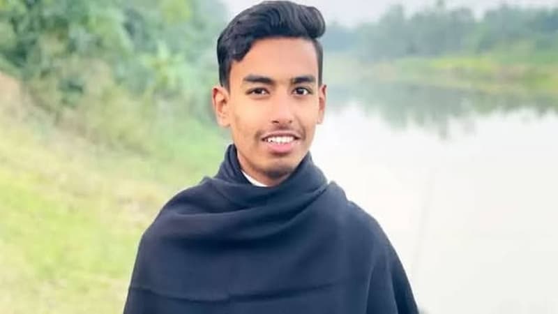 জ্যামাইকা যাওয়ার পথে বিমানবন্দরে আটকে গেলেন মাহদী হাসান জ্যামাইকা যাওয়ার পথে বিমানবন্দরে আটকে গেলেন মাহদী হাসান