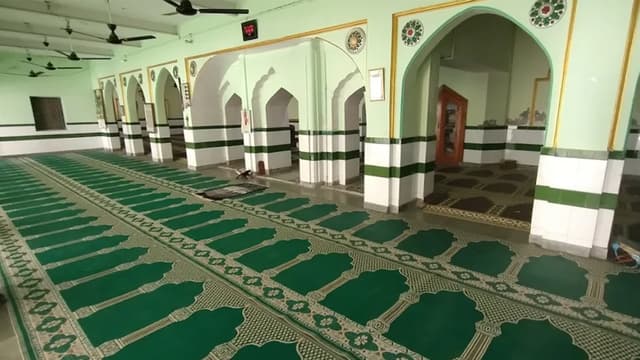 ‘অননুমোদিত’ আখ্যা দিয়ে মোদির বাসভবনের পাশে ঐতিহাসিক মসজিদ উচ্ছেদের নোটিশ ‘অননুমোদিত’ আখ্যা দিয়ে মোদির বাসভবনের পাশে ঐতিহাসিক মসজিদ উচ্ছেদের নোটিশ