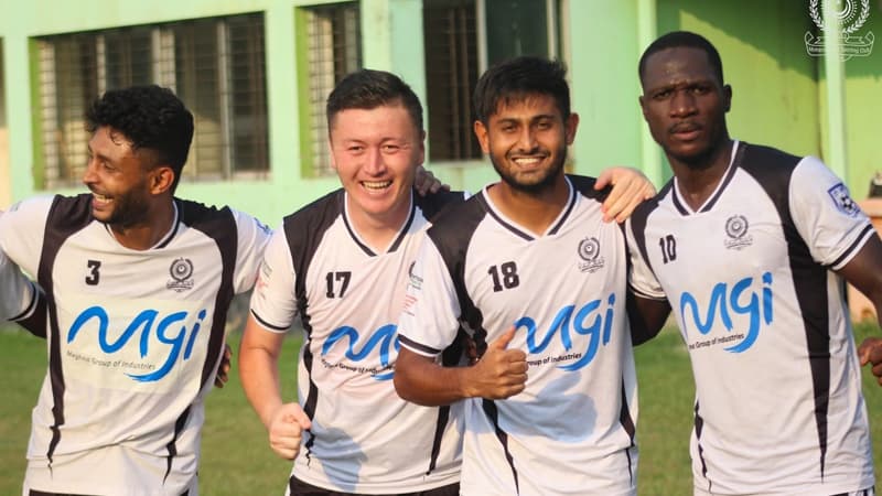 মোহামেডান ও বসুন্ধরার সহজ জয় মোহামেডান ও বসুন্ধরার সহজ জয়