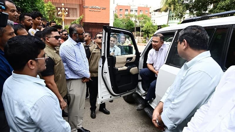 সরকারি কোয়ার্টারে সাবলেট কেন, প্রশ্ন প্রধানমন্ত্রীর সরকারি কোয়ার্টারে সাবলেট কেন, প্রশ্ন প্রধানমন্ত্রীর
