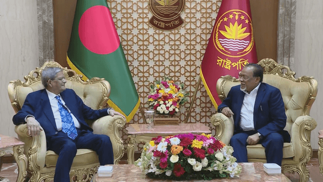 কর্মমুখী শিক্ষায় গুরুত্ব দিতে রাষ্ট্রপতির আহ্বান কর্মমুখী শিক্ষায় গুরুত্ব দিতে রাষ্ট্রপতির আহ্বান