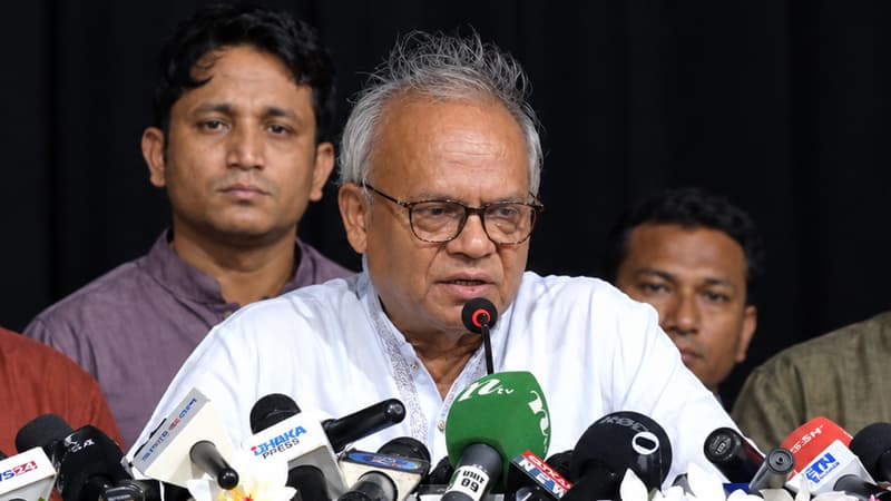 নেতাকর্মীরা ঘুমহীন প্রহরীর মতো পূজামণ্ডপ পাহারা দেবে: রিজভী নেতাকর্মীরা ঘুমহীন প্রহরীর মতো পূজামণ্ডপ পাহারা দেবে: রিজভী