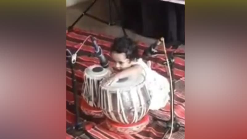 আড়াই বছরেই রেকর্ড গড়লো স্বরশ্রী আড়াই বছরেই রেকর্ড গড়লো স্বরশ্রী
