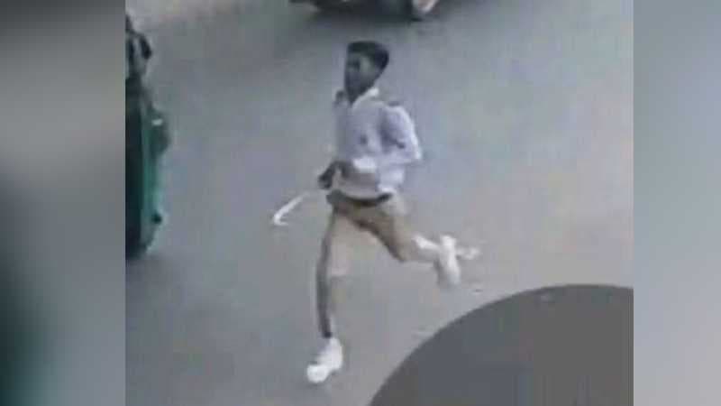 বগুড়ায় শিক্ষককে পেটানো সেই স্কুলছাত্র আটক বগুড়ায় শিক্ষককে পেটানো সেই স্কুলছাত্র আটক