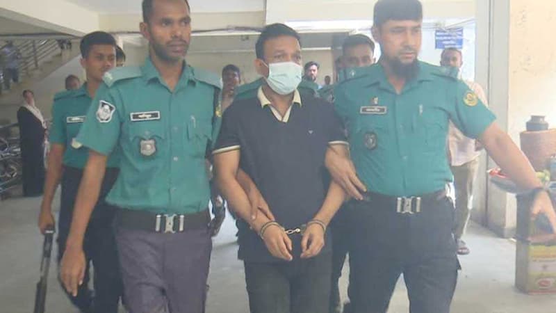 অবশেষে চট্টগ্রামের তালিকাভুক্ত ‘সন্ত্রাসী বগা’ কারাগারে অবশেষে চট্টগ্রামের তালিকাভুক্ত ‘সন্ত্রাসী বগা’ কারাগারে