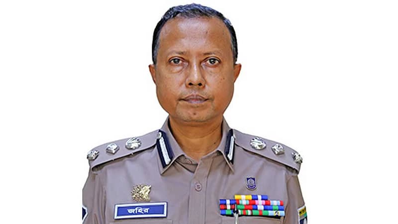 সেই অতিরিক্ত ডিআইজি সাময়িক বরখাস্ত সেই অতিরিক্ত ডিআইজি সাময়িক বরখাস্ত
