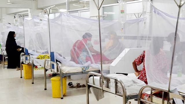 দেশে ডেঙ্গুর দাপট অব্যাহত, ২৪ ঘণ্টায় মৃত্যু ৫ জনের, ভর্তি ২২১৮ দেশে ডেঙ্গুর দাপট অব্যাহত, ২৪ ঘণ্টায় মৃত্যু ৫ জনের, ভর্তি ২২১৮